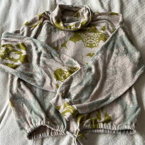 Anthropologie Saturday Sunday Kiera Cozy Cowl Neck: Size: XS